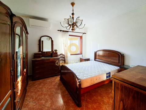 Moradia T5 Venda em Souselo,Cinfães