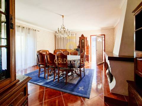 Moradia T5 Venda em Souselo,Cinfães