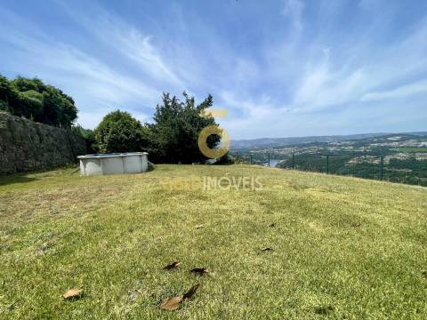 Moradia T6 Venda em Souselo,Cinfães