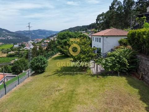 Moradia T6 Venda em Souselo,Cinfães
