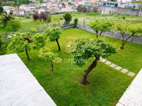 Moradia T4 Venda em Lourosa,Santa Maria da Feira