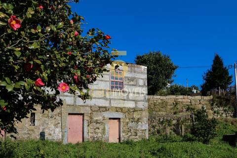 Moradia Isolada T2 Venda em Fornelos,Cinfães