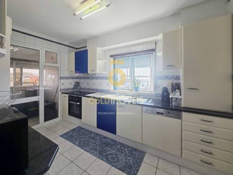 Apartamento T2 Venda em Marinha Grande,Marinha Grande