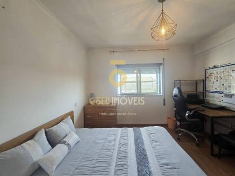 Apartamento T2 Venda em Marinha Grande,Marinha Grande