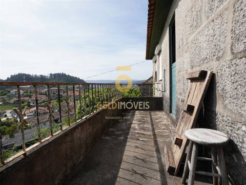 Moradia para Restaurar T2 Venda em Souselo,Cinfães