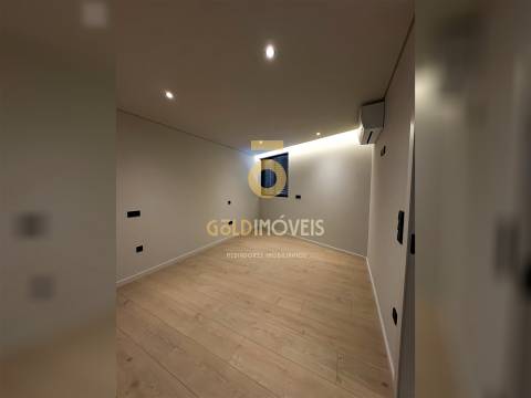 Apartamento T2 Venda em Gondomar (São Cosme), Valbom e Jovim,Gondomar
