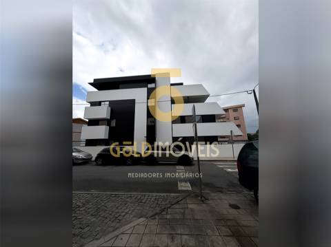 Apartamento T4 Venda em Gondomar (São Cosme), Valbom e Jovim,Gondomar
