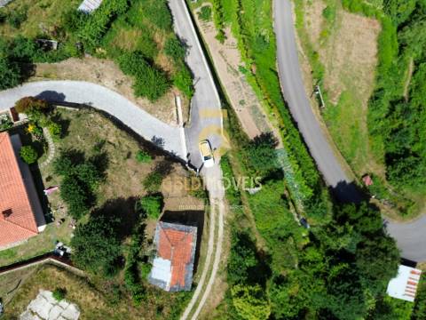 Moradia Devoluta T2 Venda em Real,Castelo de Paiva