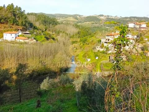 Moradia T2 Venda em Santa Maria de Sardoura,Castelo de Paiva