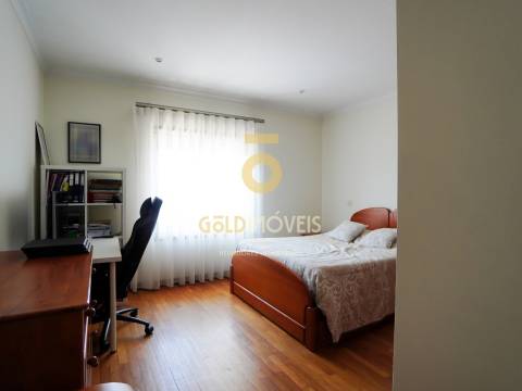 Moradia Isolada T4 Venda em Vila Cova da Lixa e Borba de Godim,Felgueiras
