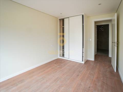 Apartamento T2 Venda em Sobrado e Bairros,Castelo de Paiva