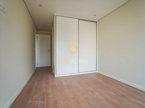 Apartamento T2 Venda em Sobrado e Bairros,Castelo de Paiva