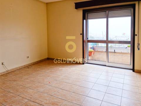 Apartamento T3 Venda em Oliveira de Azeméis, Santiago de Riba-Ul, Ul, Macinhata da Seixa e Madail,Oliveira de Azeméis