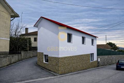 Moradia T4 Venda em Valpedre,Penafiel