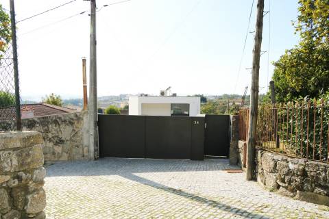 Moradia Isolada T3+1 Venda em Amares e Figueiredo,Amares