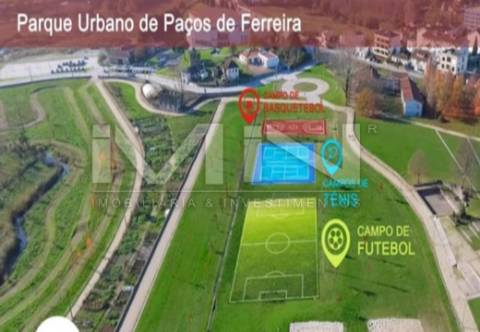 Apartamento T2 com Terraço - Centro de Paços