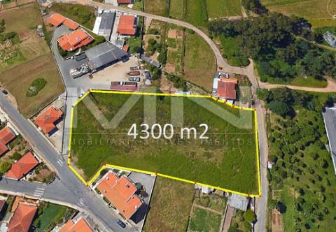Oportunidade  junto ao Rio Douro: Terreno 2 frentes - 4.300m² - Viabilidade de Loteamento