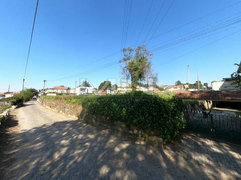 Terreno de 2.250m² para Loteamento ou casa térrea