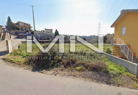 Terreno plano - 2.050m² - Viabilidade para casa Terrea