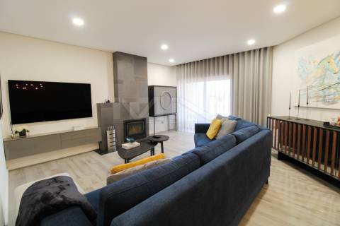 T4 Duplex c/ terraço - Praia de Esmoriz