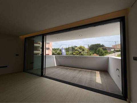 Apartamento T2 Novo com Terraço - Centro de Gondomar