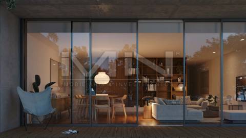 Onde o Minimalismo encontra o Mar: Moradia T3 Exclusiva em Miramar;