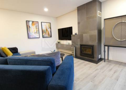 T4 Duplex c/ terraço - Praia de Esmoriz