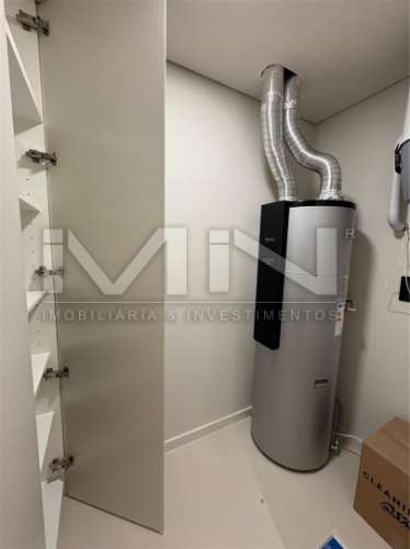 T4 Novo - c/ Terraço e garagem fechada