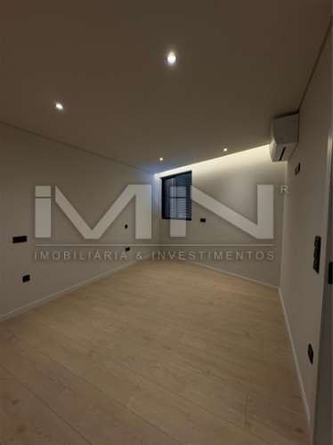 Apartamento T2 Novo com Terraço - Centro de Gondomar