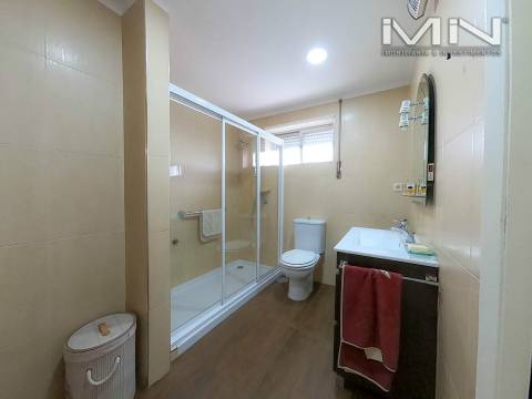 Quarto duplo - 2 minutos do Porto