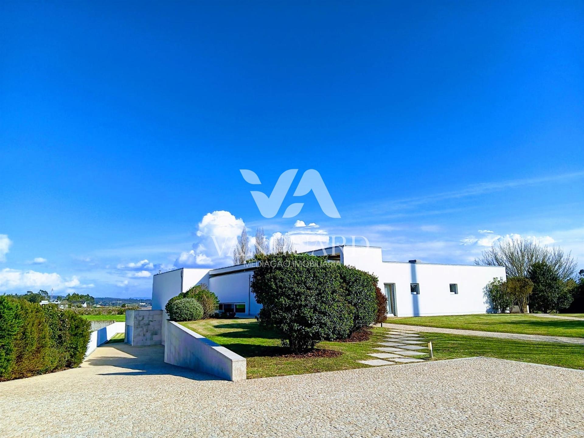 Moradia de luxo com estilo Contemporâneo Argivai | Póvoa de Varzim