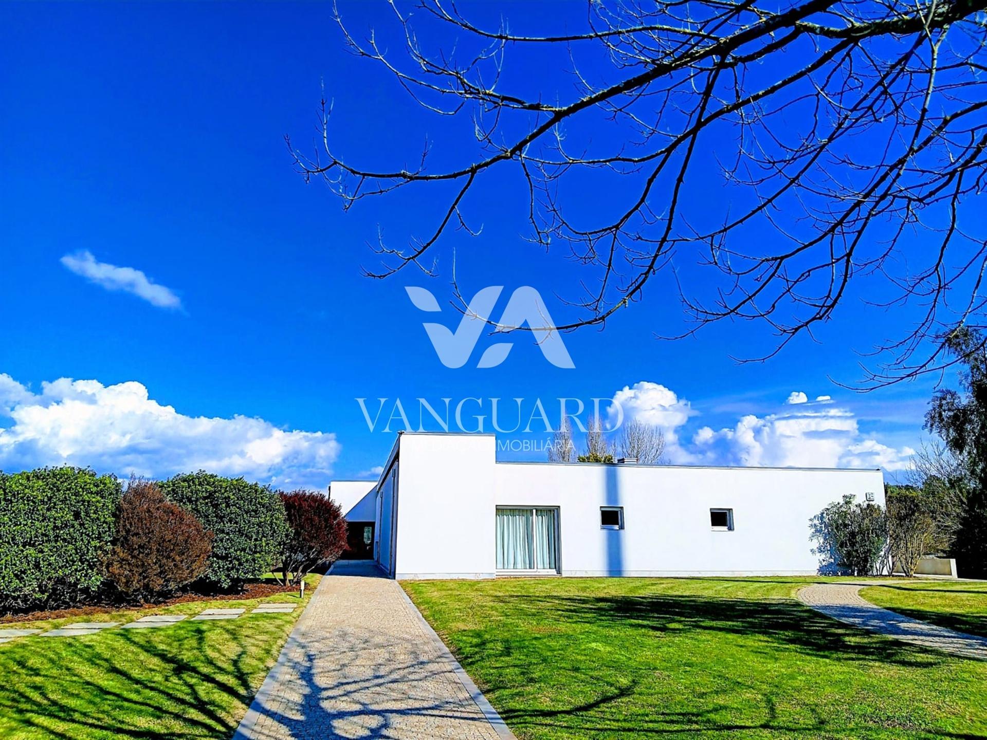 Moradia de luxo com estilo Contemporâneo Argivai | Póvoa de Varzim