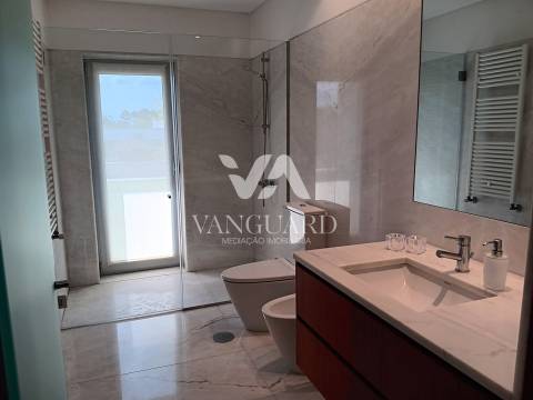 Moradia de luxo com estilo Contemporâneo Argivai | Póvoa de Varzim