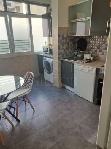 Excelente Apartamento T2, com vista Rio - Junto ao Pólis Barreiro