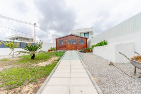 Moradia Isolada T4+1 de Luxo com Piscina | Fernão Ferro