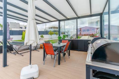 Moradia Isolada T4+1 de Luxo com Piscina | Fernão Ferro