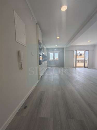 Apartamento T4 Venda em Amora,Seixal