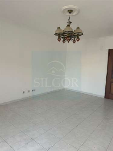 Excelente apartamento T3 junto do Parque da Cidade - Barreiro