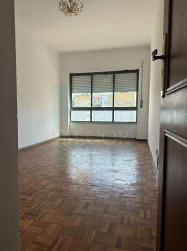 Excelente apartamento T3 junto do Parque da Cidade - Barreiro