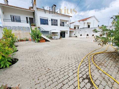 Moradia T4 com Terreno em São Pedro de Tomar | Villarius Imobiliária