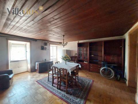 Moradia T3 com Terreno em Tomar | 18.760 m²