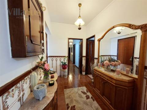 Apartamento T3 com Varandas – Espaço, Luz, Localizado na Zona Histórica de Tomar