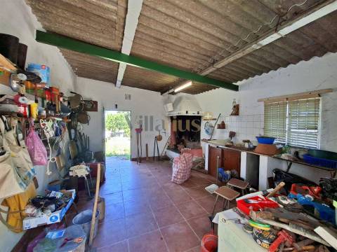 Moradia em Carregueiros, a 3 minutos da cidade