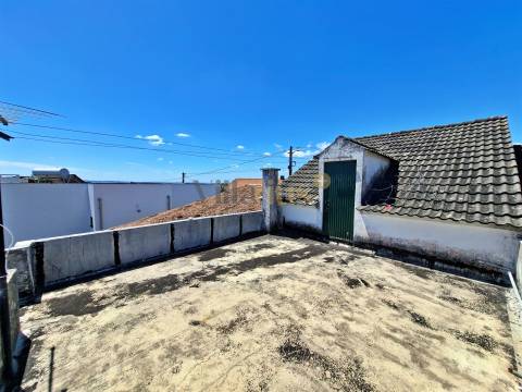 Moradia em Carregueiros, a 3 minutos da cidade