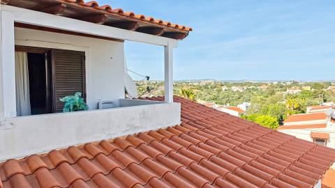 Apartamento T2 com varandas | Piscinas | Garagem
