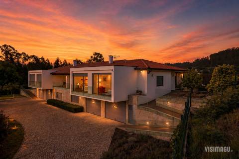 2 Moradias de Luxo com vistas panorâmicas incríveis | Arcos de Valdevez