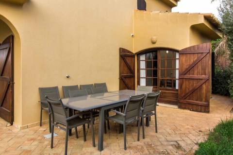 Fantástica Villa na Galé, com vista mar