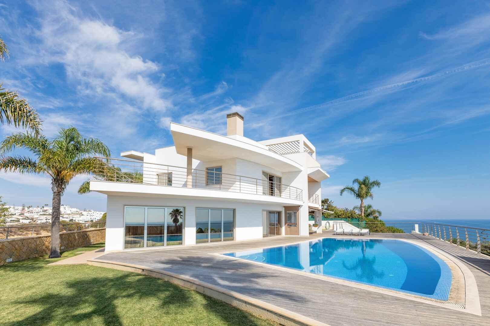 Fantástica Moradia com uma deslumbrante vista mar - Albufeira