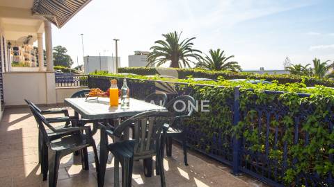 Apartamento com vista mar na praia da oura