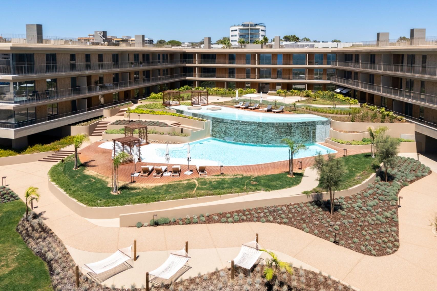 Luxuoso Apartamento T2 com Vista Mar a 200m da Praia – Forte Novo